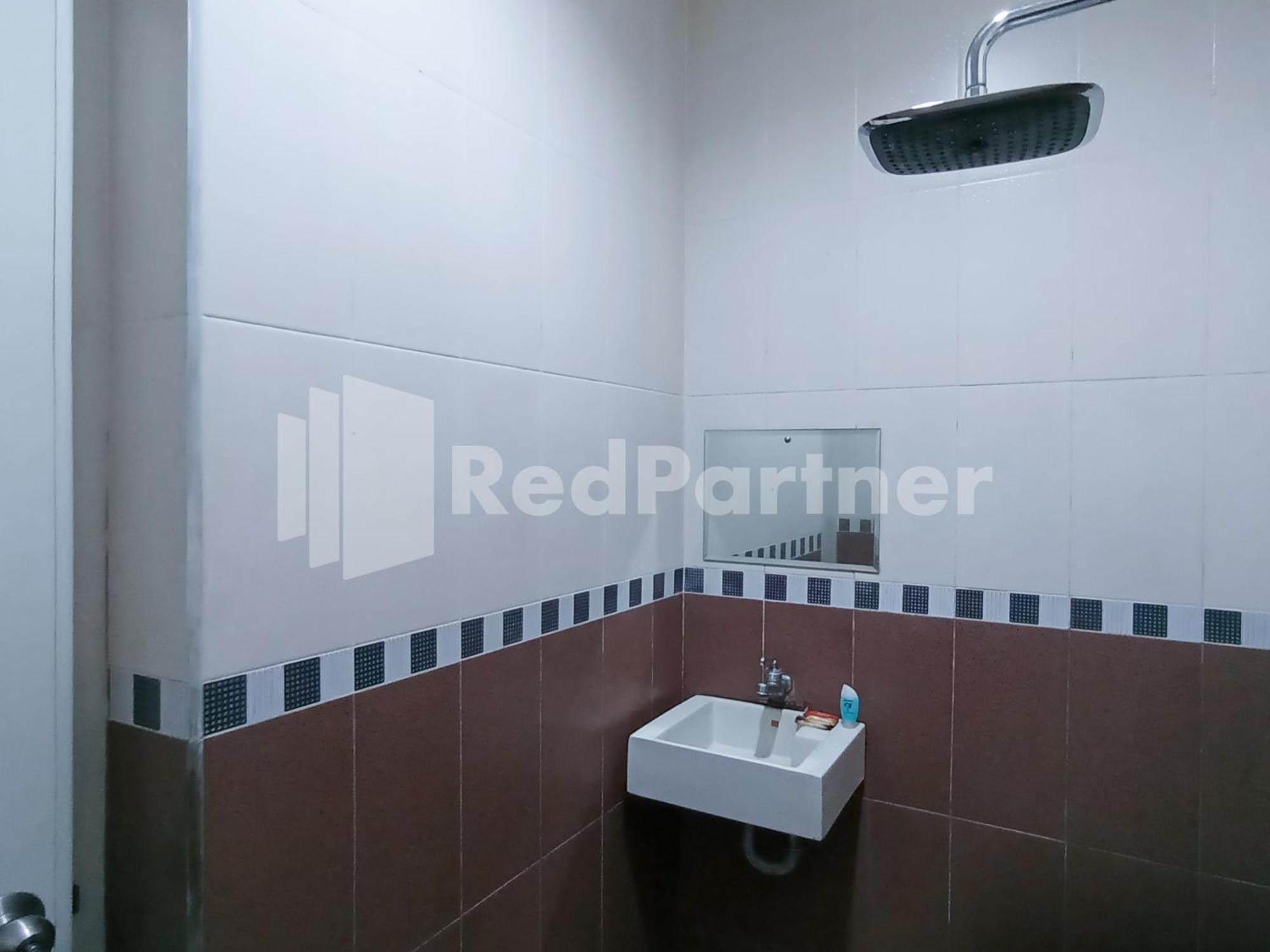 Nillo Hotel Kebumen Mitra Reddoorz Dış mekan fotoğraf