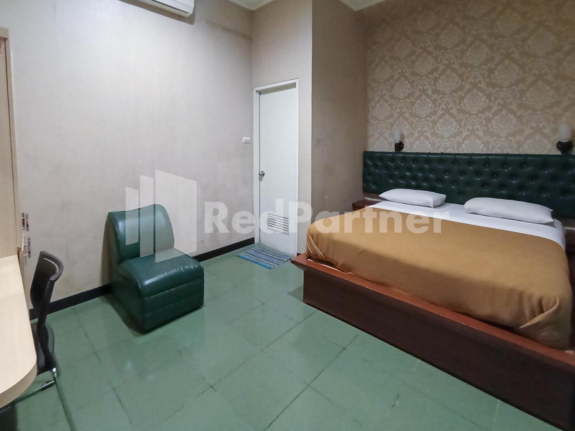 Nillo Hotel Kebumen Mitra Reddoorz Dış mekan fotoğraf