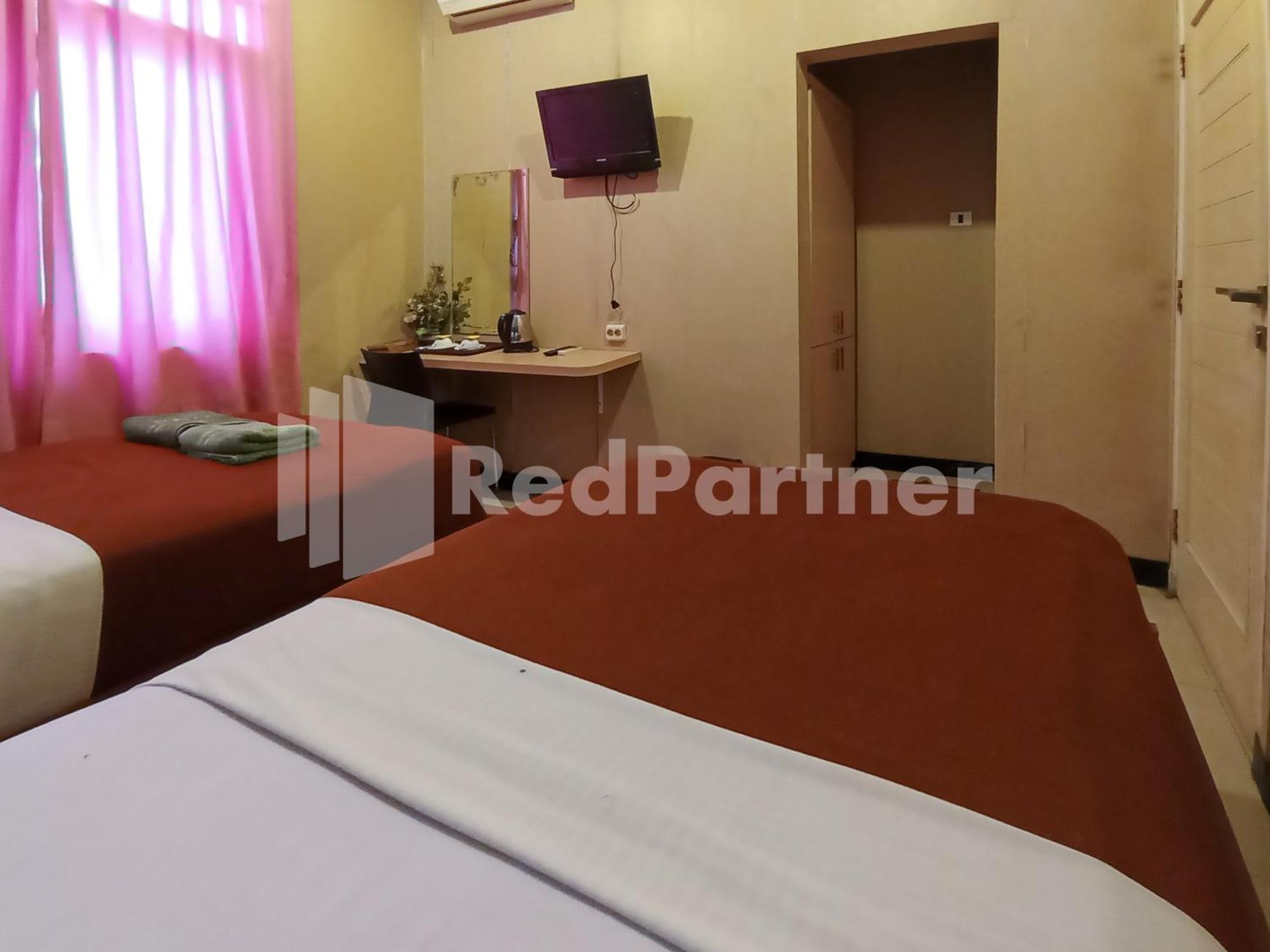 Nillo Hotel Kebumen Mitra Reddoorz Dış mekan fotoğraf