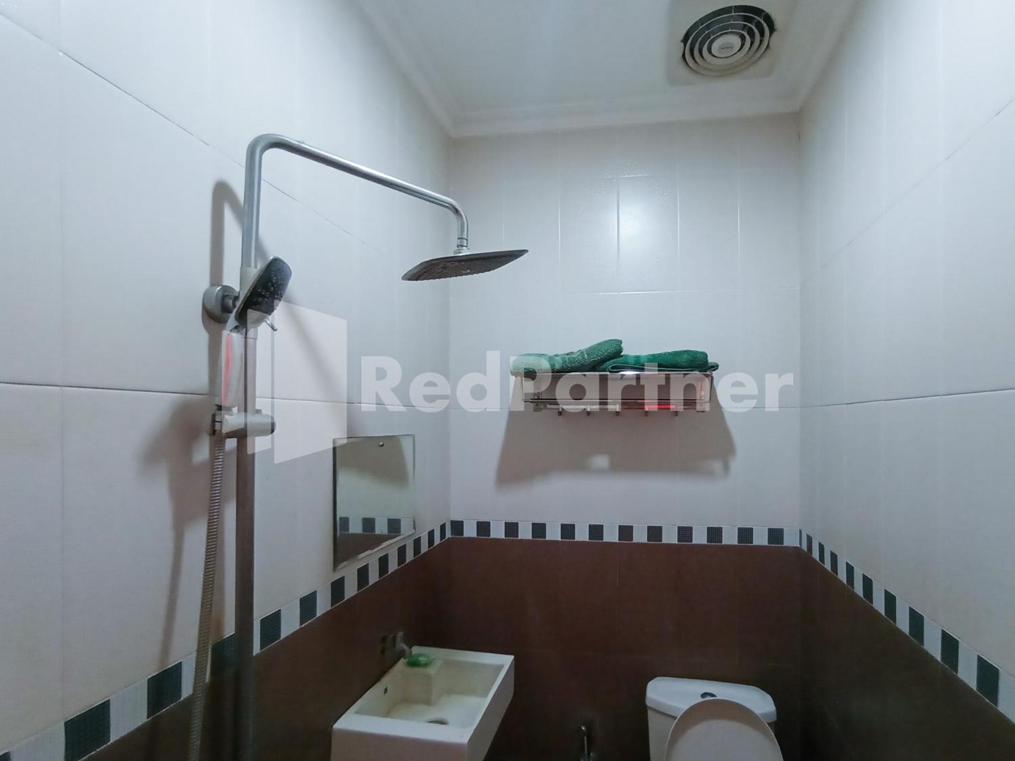 Nillo Hotel Kebumen Mitra Reddoorz Dış mekan fotoğraf