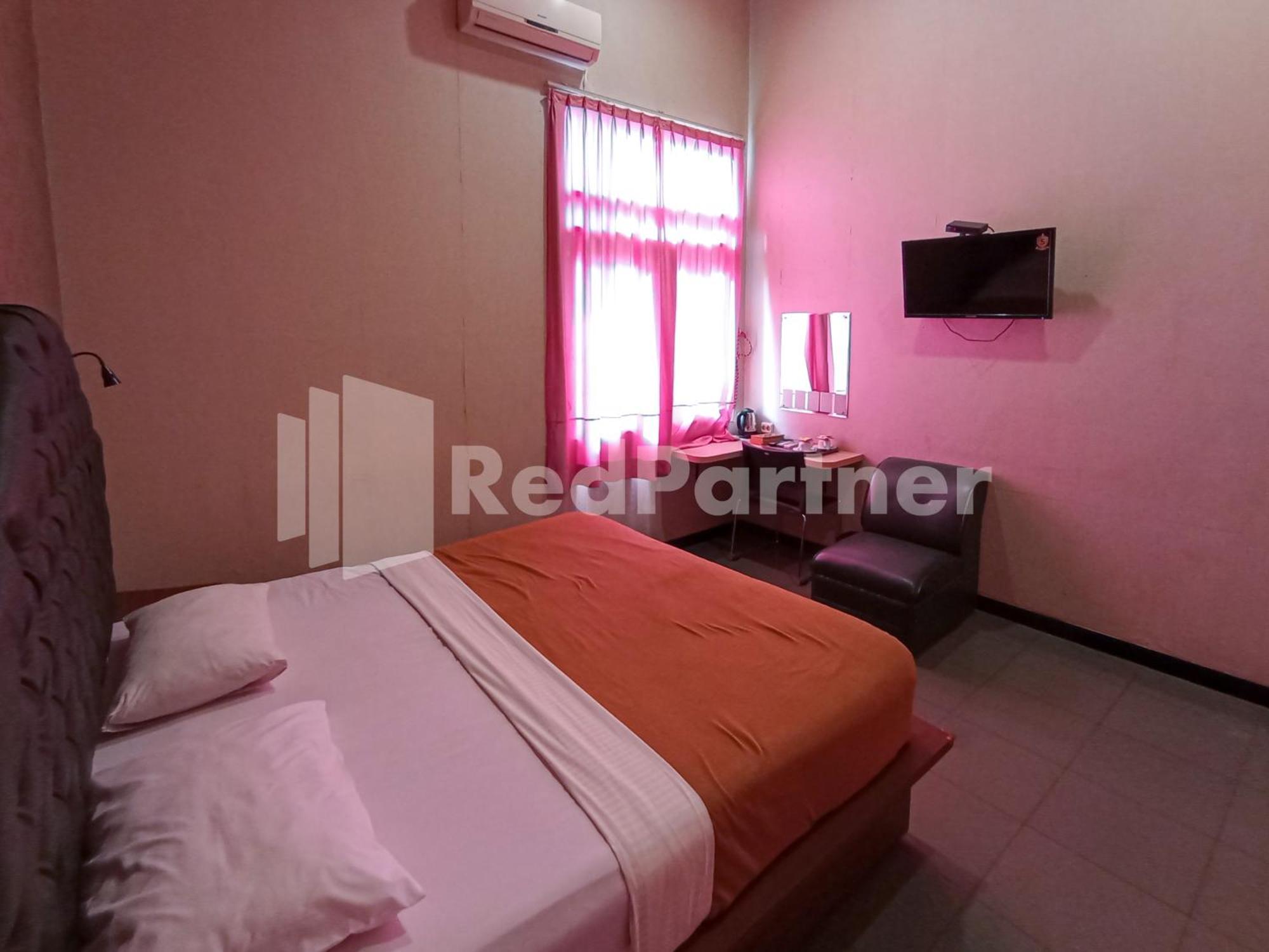 Nillo Hotel Kebumen Mitra Reddoorz Dış mekan fotoğraf