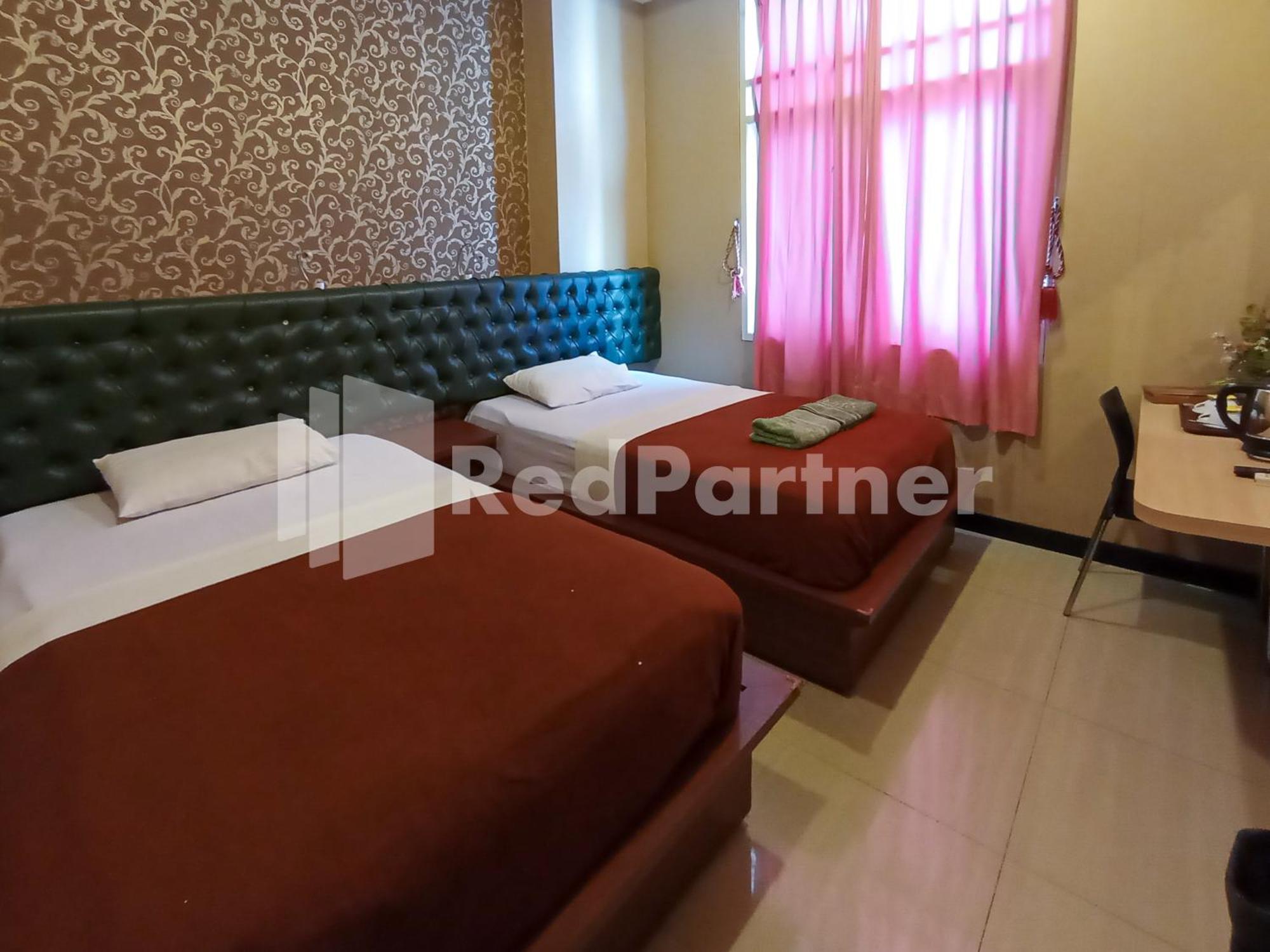 Nillo Hotel Kebumen Mitra Reddoorz Dış mekan fotoğraf